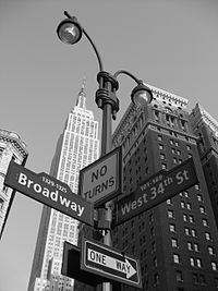 View_of_the_Empire_State_Building_from_Macy's